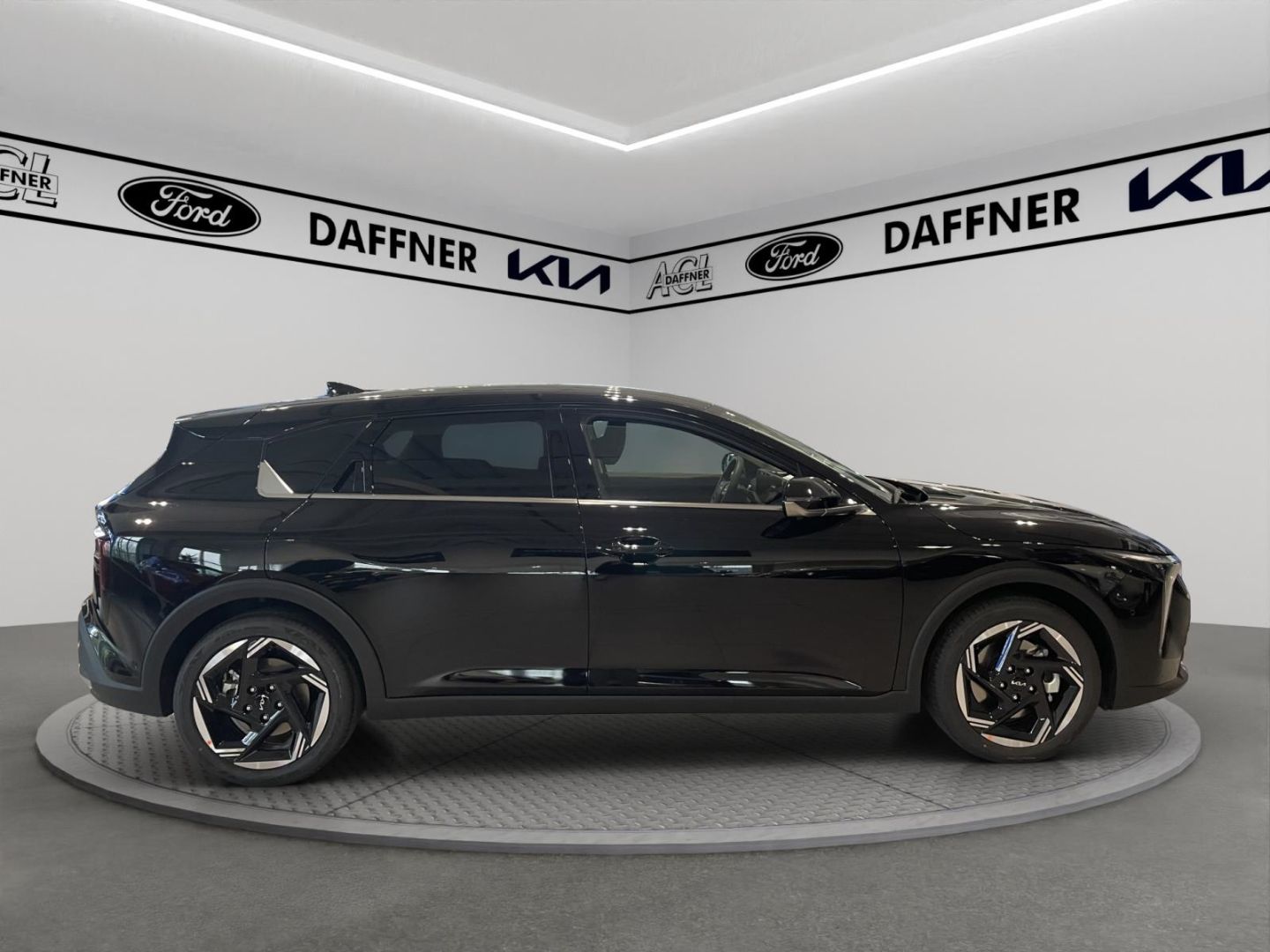Fahrzeugabbildung Kia K4 1.6 T-GDI 110 kW Spirit Navi 360 Kamera LED
