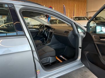 Volkswagen Golf VII Variant Trendline BMT *Navi*