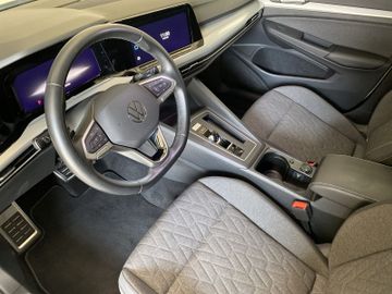 Volkswagen Golf - 5
