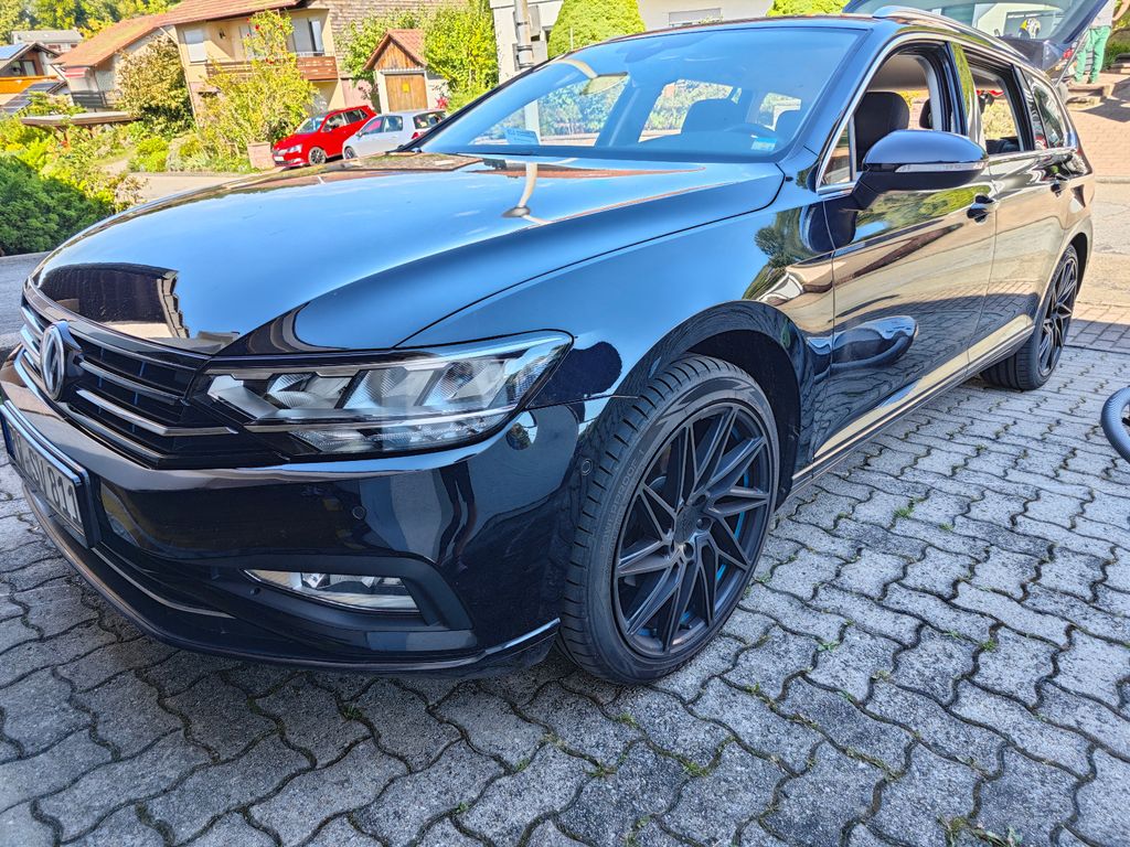 Image of Volkswagen Passat Variant