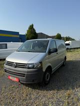Volkswagen T5 Transporter Kasten-Kombi Kasten+EURO5 - silberne Volkswagen T5 Transporter