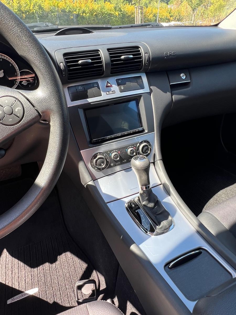 Mercedes-Benz CLC 200 KOMPRESSOR -