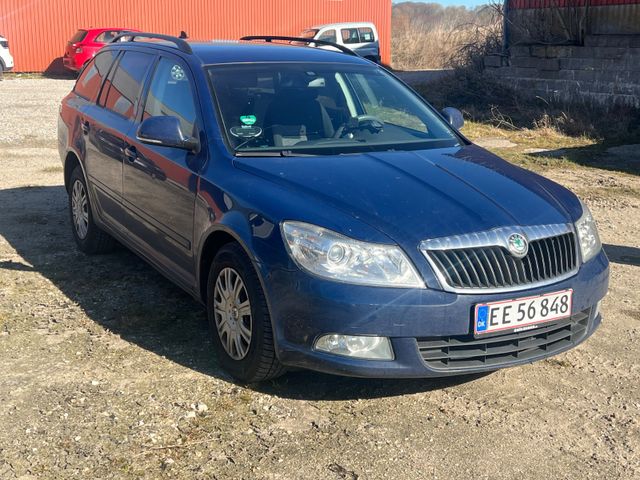 Skoda Octavia 1.6 TDI Ambiente Combi