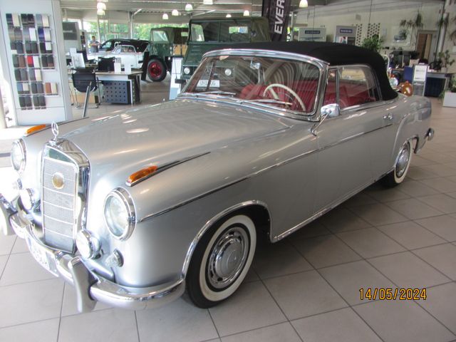 Mercedes-Benz 220 S  Ponton Cabrio