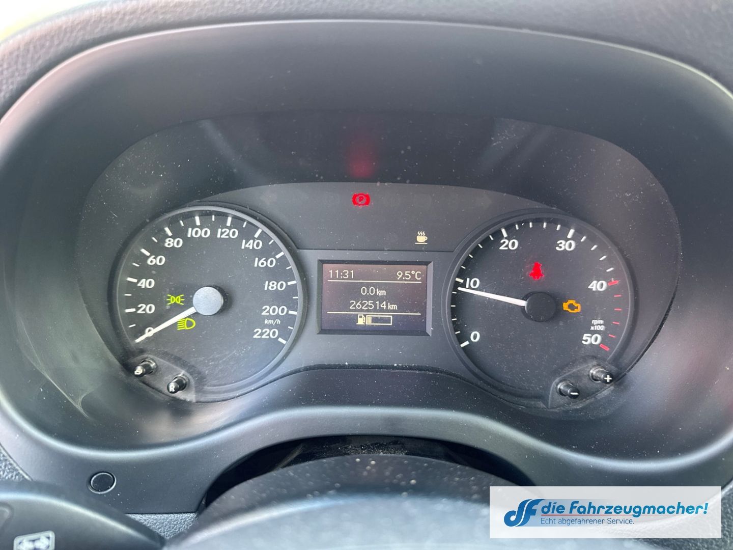 Fahrzeugabbildung Mercedes-Benz Vito Kasten 111 CDI FWD lang Rückfahrkam.*EXPORT