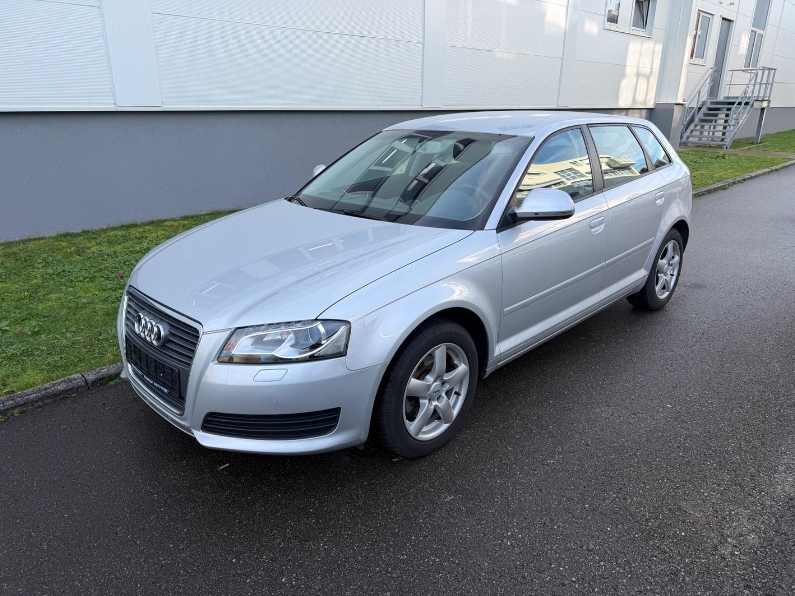 Audi A3 Sportback 1.4 TFSI*AUTOMATIK*XENON*SHZ*PDC*1H