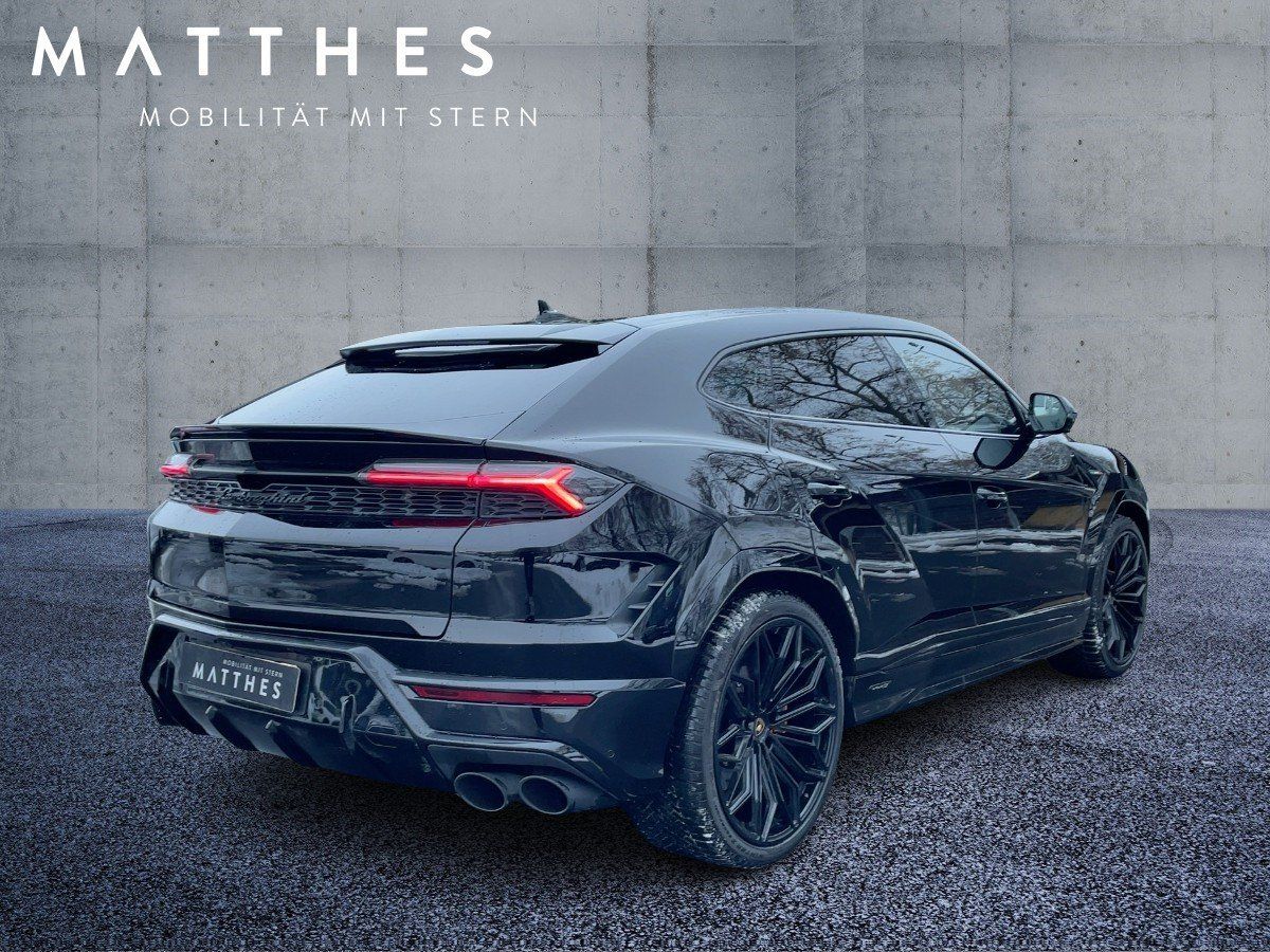 Fahrzeugabbildung Lamborghini URUS SE/Dark-Package/Pano/B&O-Sound