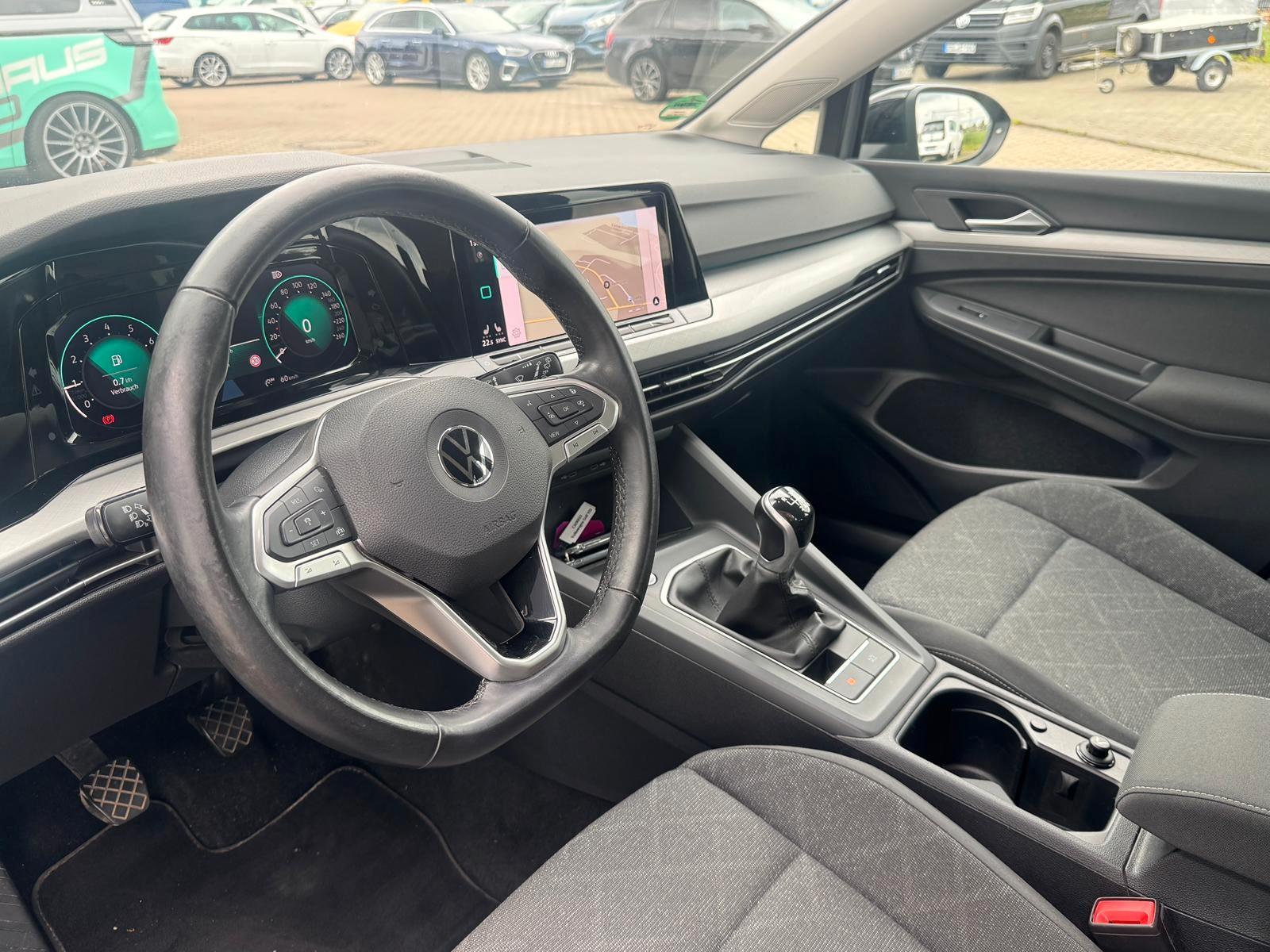 Volkswagen Golf VIII Lim. Life AHK, LED, PDC, миниатюра 13