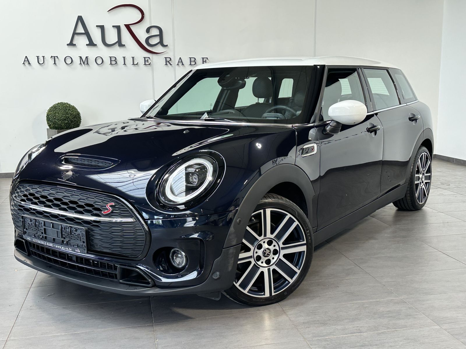 Fahrzeugabbildung MINI Cooper S Clubman Aut. NAV+LED+AHK+H&K+KAMERA+PP