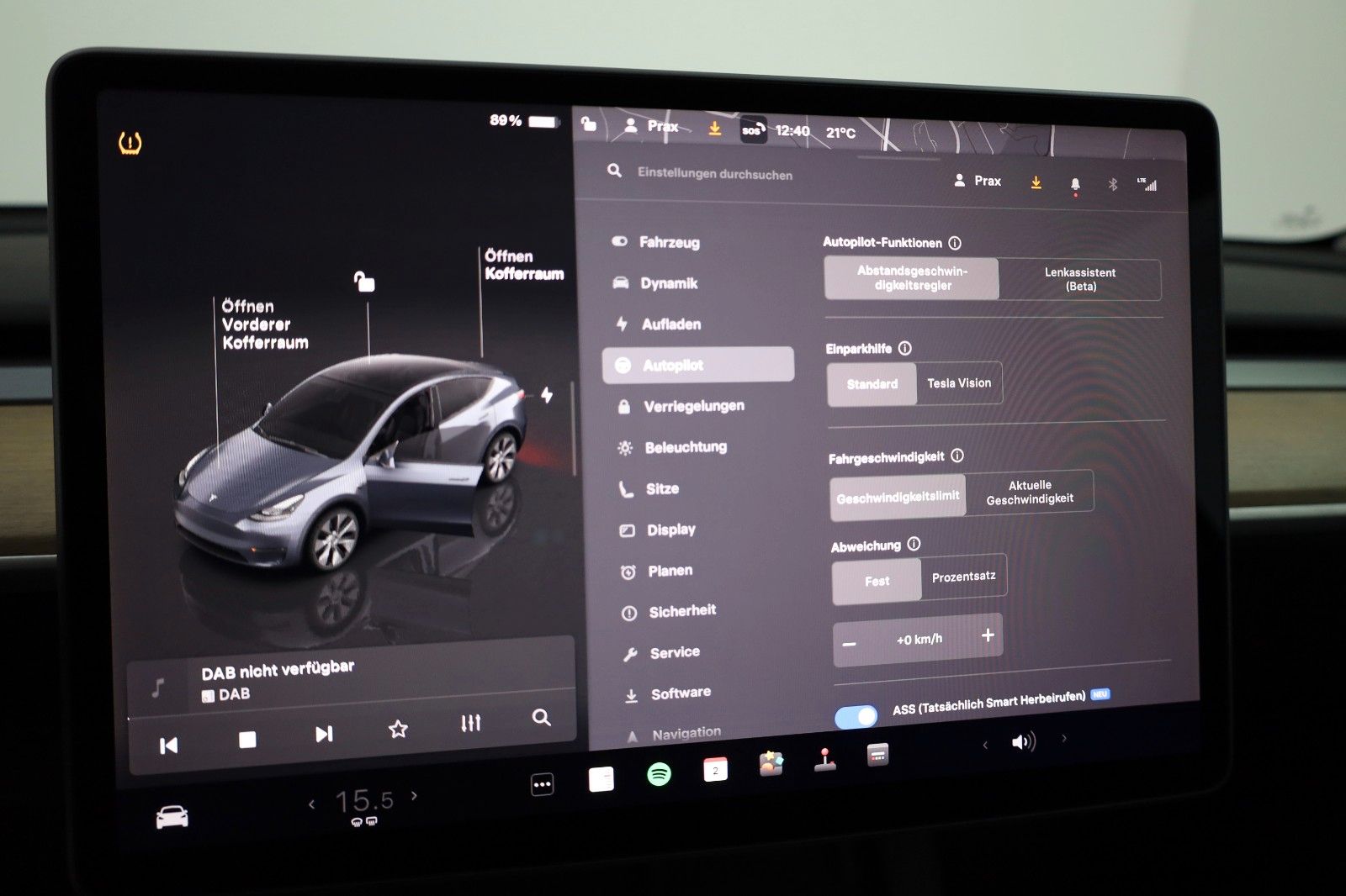 Fahrzeugabbildung Tesla Model Y Long Range Dual Motor AWD,Autopilot,Pano