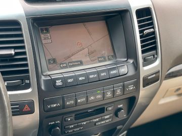 Toyota Land Cruiser - 12