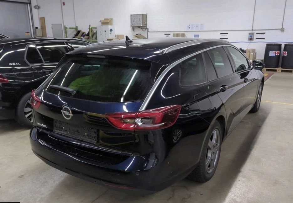 Fahrzeugabbildung Opel Insignia B ST 2.0D ULTIMATE NAVI/LED/BOSE/HUD/SH