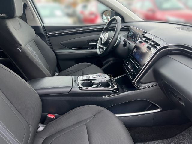 Fahrzeugabbildung Hyundai Tucson Trend Hybrid 2WD 1.6 T-GDI +KLIMA+RFK+NAV