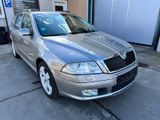 Skoda Octavia Combi Sport Edition - Skoda Octavia mit Benzin-Antrieb: Kombi, Combi Sport Edition