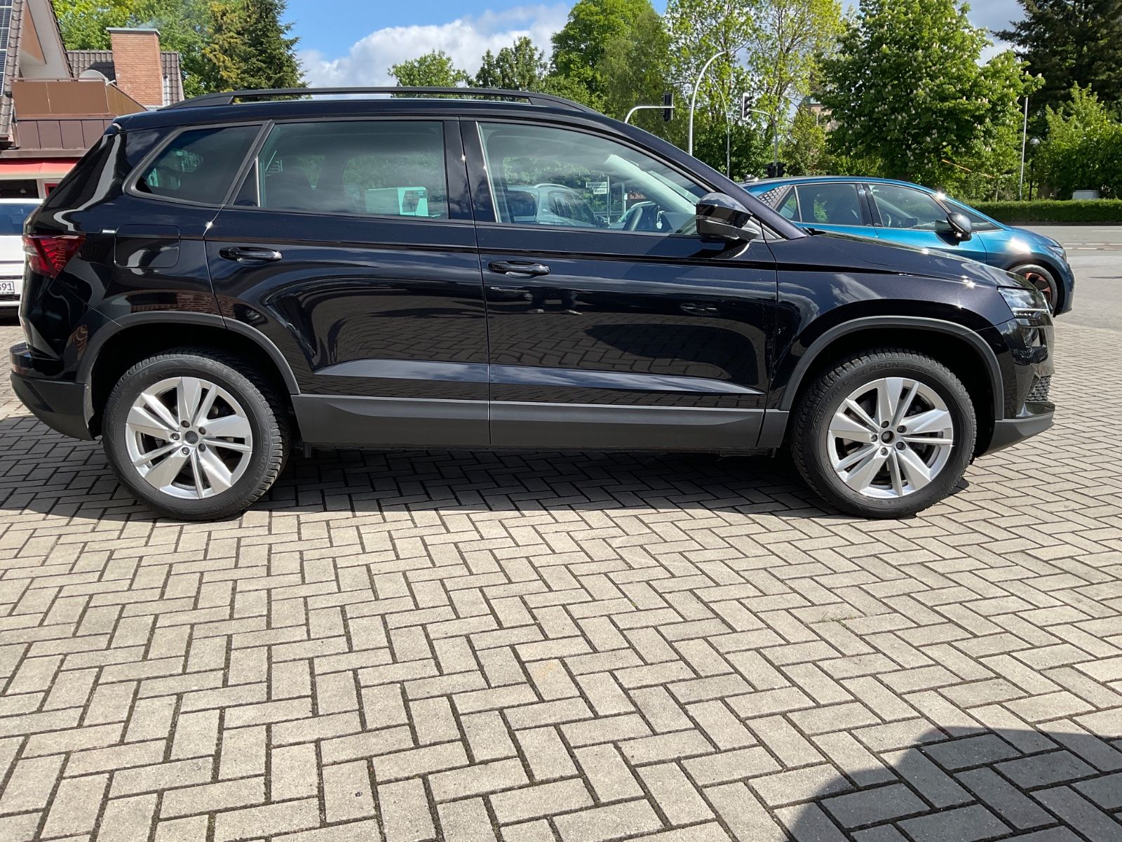 Fahrzeugabbildung SKODA Karoq 1.5l TSI ACT DSG,Navi,Kamera,LED,VirtualCo