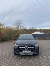 Mercedes-Benz GLA 180 DCT - - gebrauchte Mercedes-Benz GLA 180 aus dem Jahr 2020
