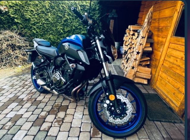 Yamaha MT 07 TOP ZUSTAND! A2 GEEIGNET!