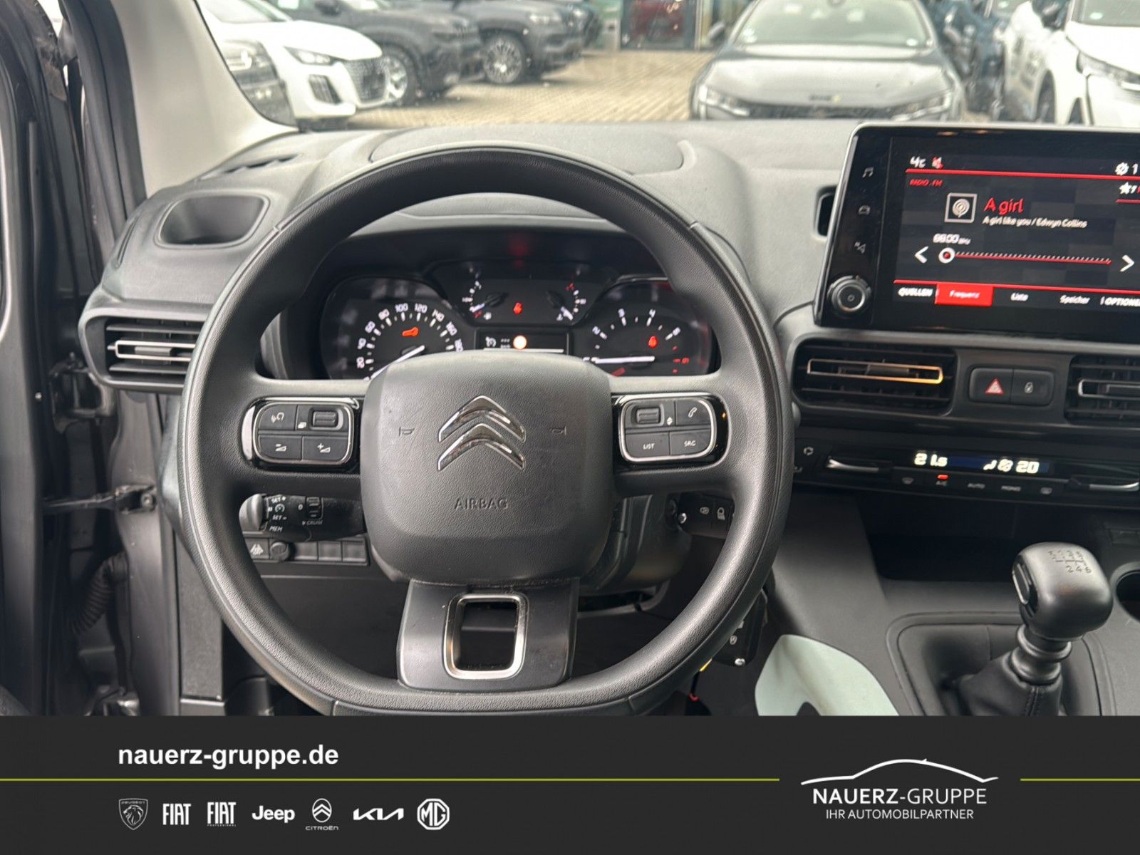 Fahrzeugabbildung Citroën Berlingo Live M