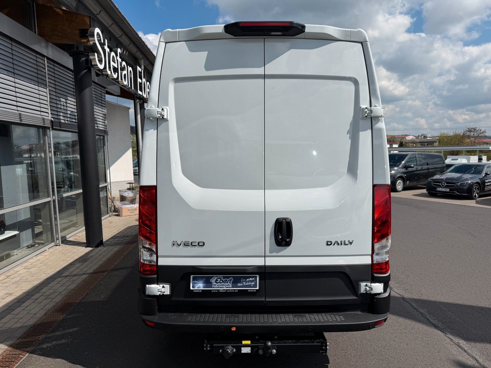 Fahrzeugabbildung Iveco Daily 35C21 HA8 *R4.100mm*AHK*Automatik*LED*