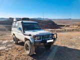 Toyota HZJ 78 - Toyota: Hzj 78