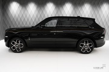 Cullinan BLACK BADGE 2023 STARLIGHT 4SEATS STOCK