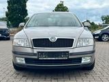 Skoda Octavia 1.6 Lim. Edition Klimaa/Tempomat/HU neu - Skoda Octavia mit Benzin-Antrieb: Limousine, 1.6