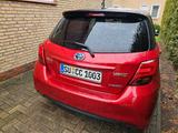 Toyota Top ausgestatter Toyota Yaris Hybrid Loung... - Toyota Yaris Gebrauchtwagen in Oldenburg