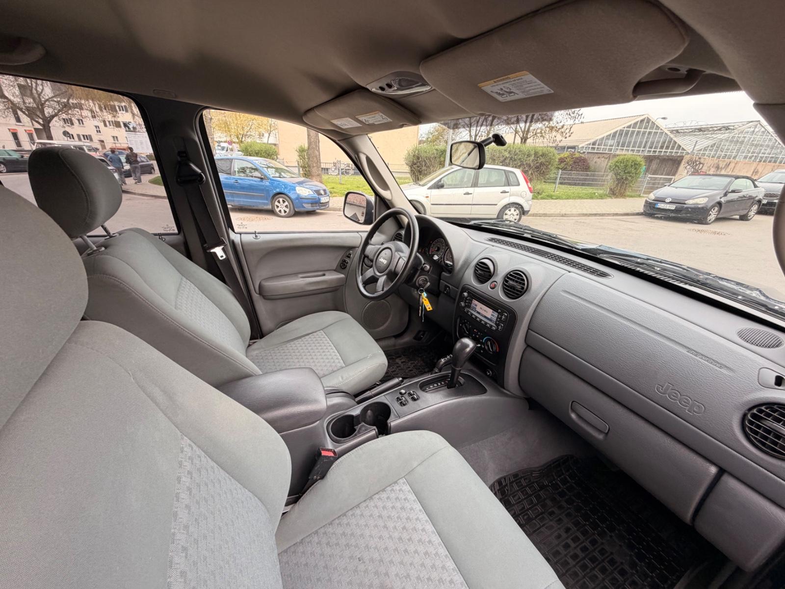 JEEP CHEROKEE - 2.8 CRD - BVA - 4X4 - 163 CV
