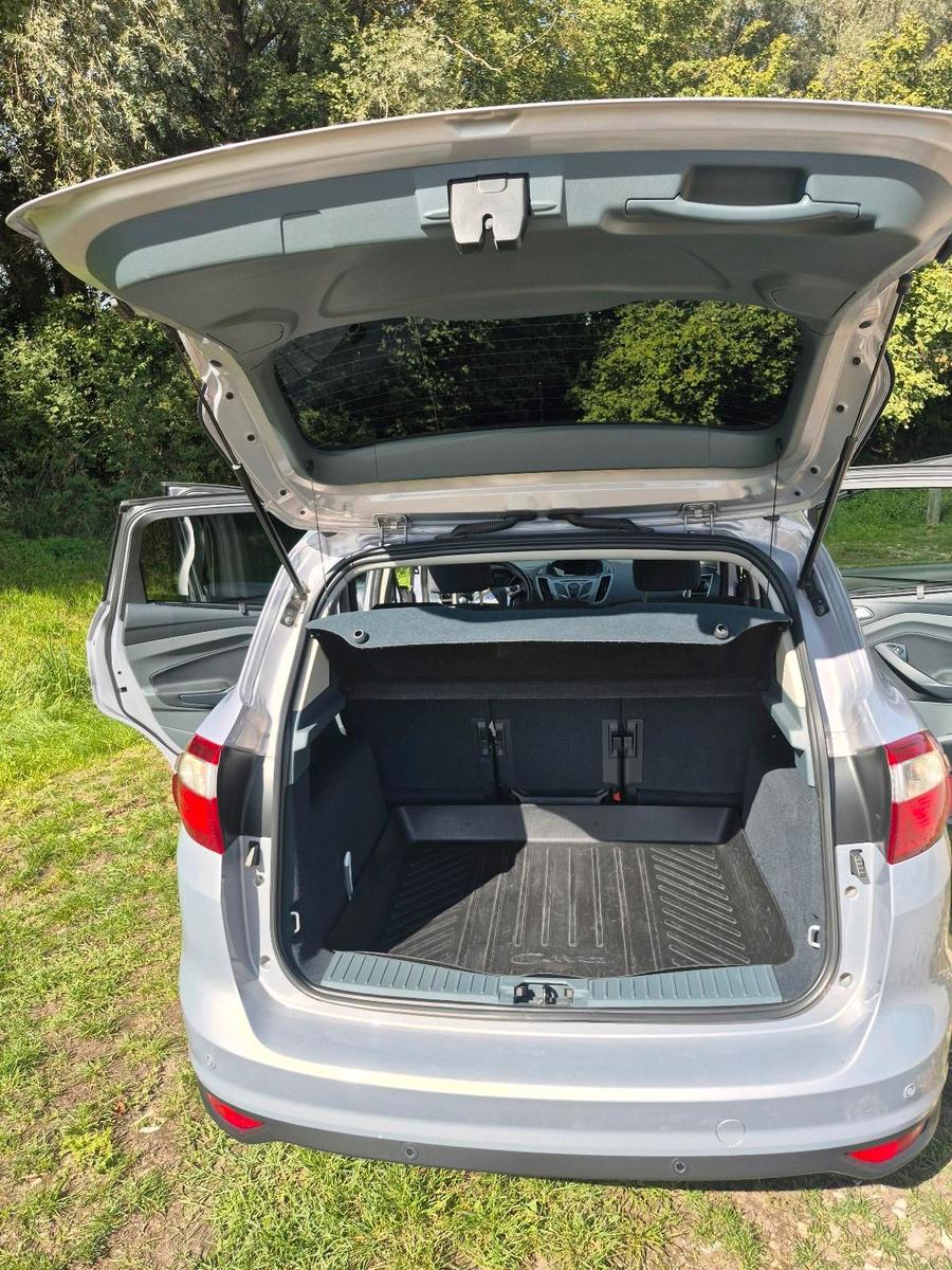 Ford C-MAX 2011 — photo 10