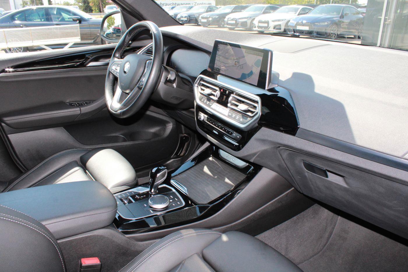 BMW X3 xDrive20d Navi LED Sportsitze AHK Kamera DAB foto 20