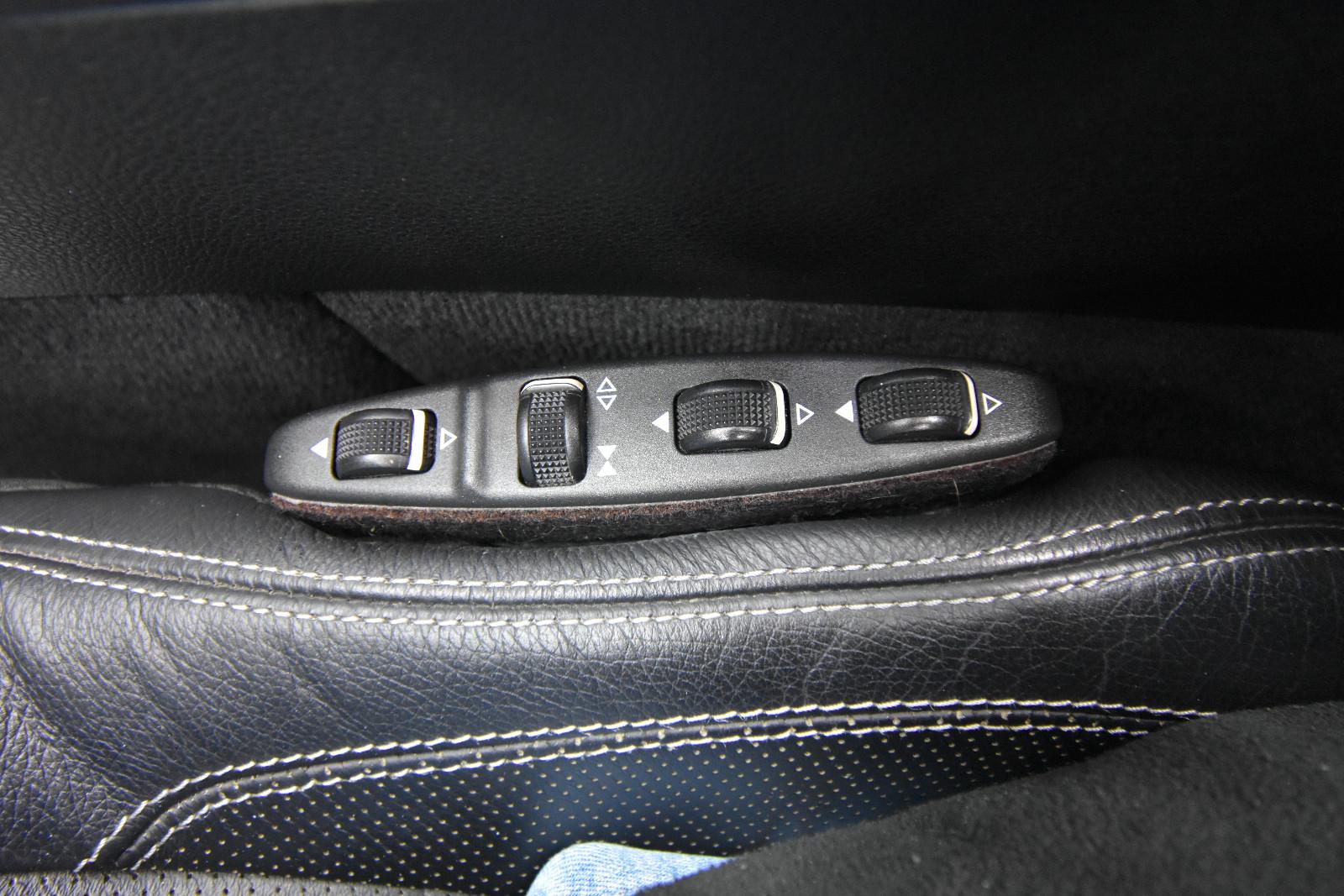 Mercedes-Benz E 250 Cabrio SHZ NAVI SBL AHK TEMP