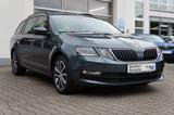 Skoda Octavia Combi Soleil*DSG*LED*SHZ*PDC*AHK* - Skoda Octavia Combi mit Diesel-Antrieb