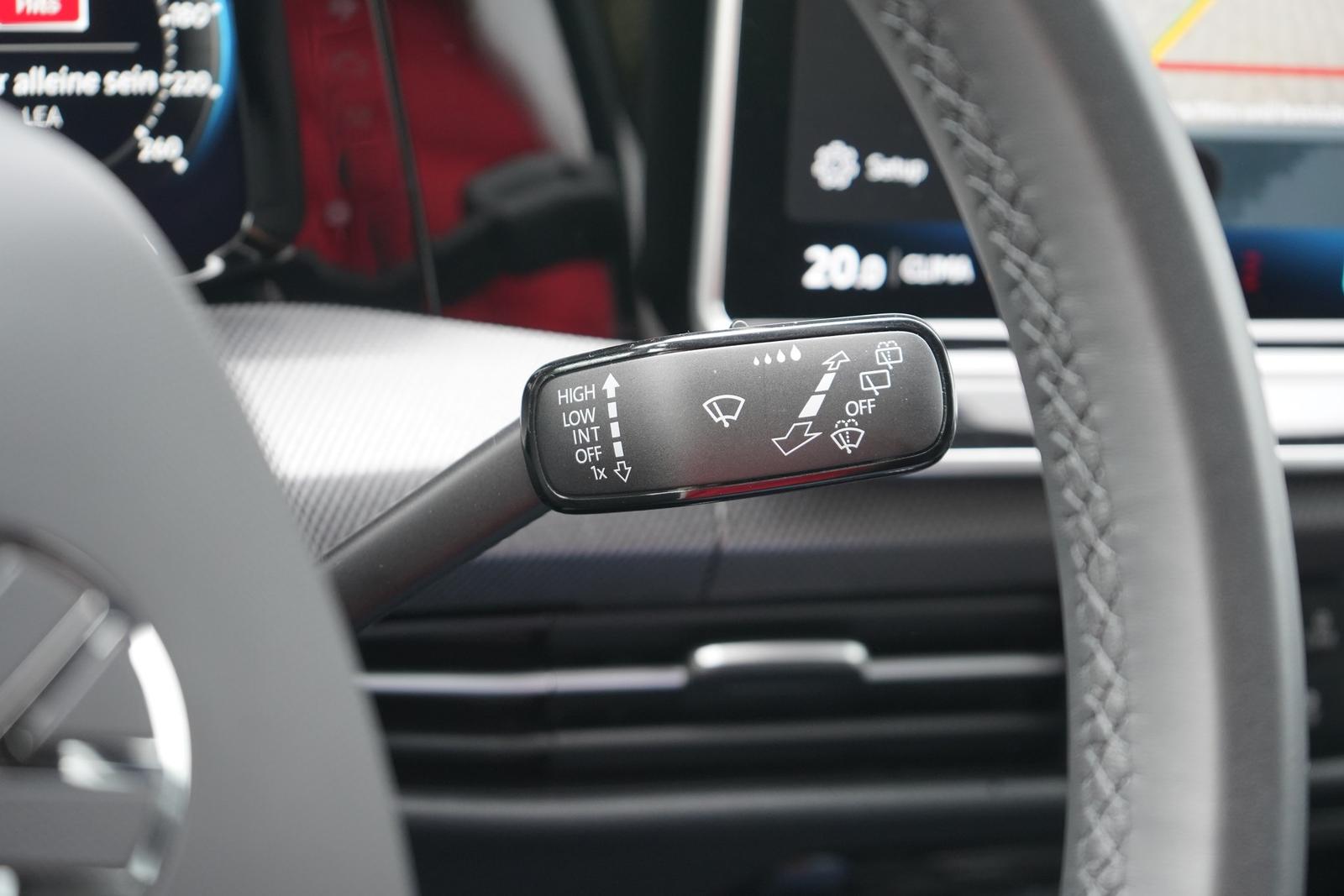 Volkswagen Golf VIII 1.5 TSI R-Line LED Sitzheizung Kamera, миниатюра 13