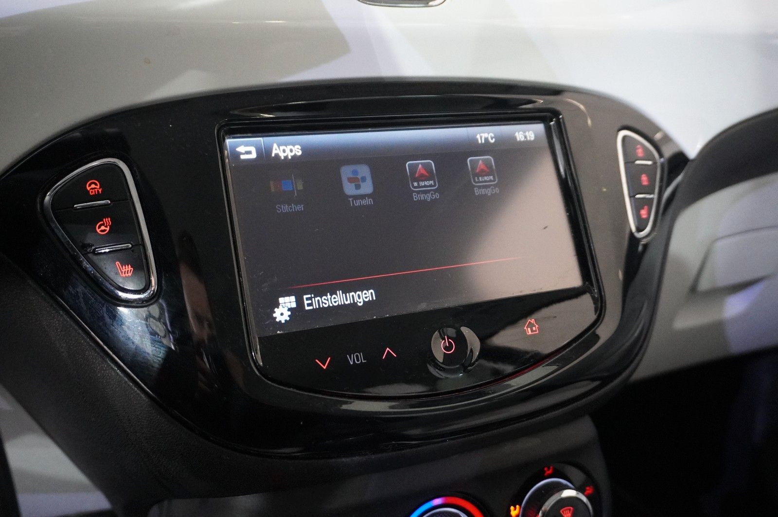 Fahrzeugabbildung Opel Adam 1.4 WHITE LINK LED/TEMP./SPORT/SH/KLIMA/USB