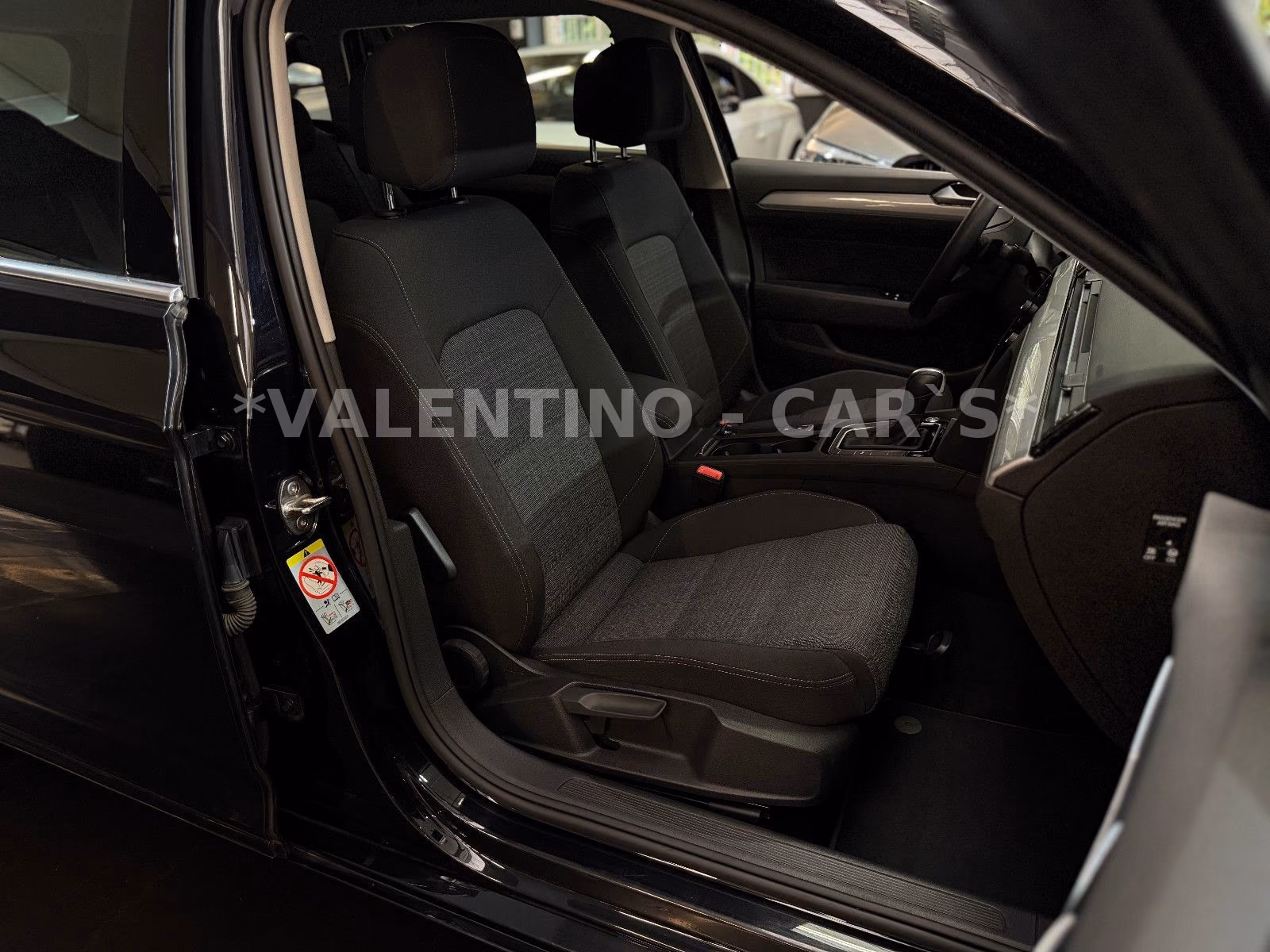 Volkswagen Passat Business DSG/ACC/Kam/App/Navi/AHK, миниатюра 13
