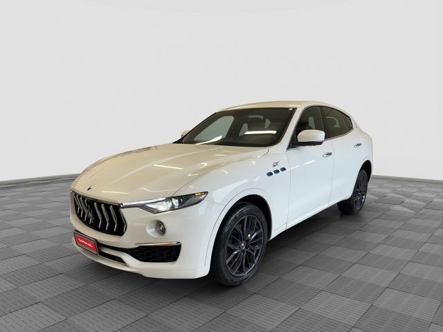 Другие MASERATI Levante Levante 330 CV MHEV AWD GT