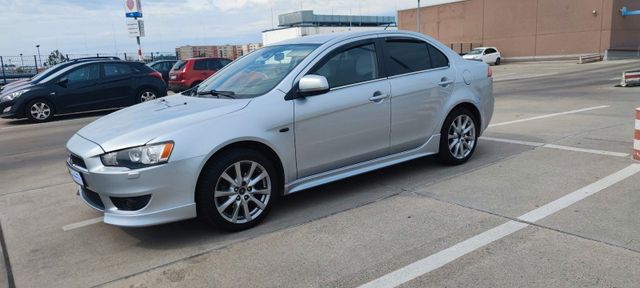 Mitsubishi Lancer 1.8 Benzin , exclusiv