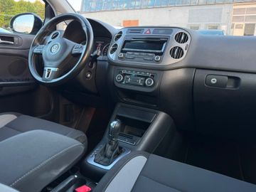 Volkswagen Golf - 12