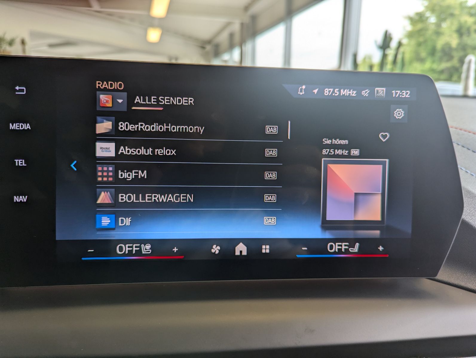 BMW 120 d M-Sport Pano HUD AHK Assist-Plus - Image 25