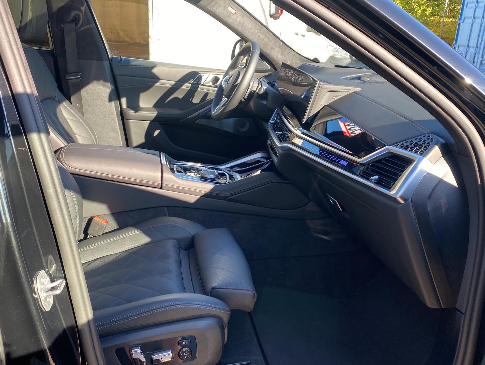 BMW X6 M60 i xDrive*UPE 148.000€*SoftClose*Pano*DAB