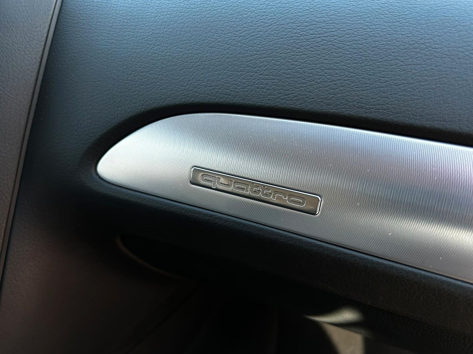Audi Quattro 2011 — photo 16