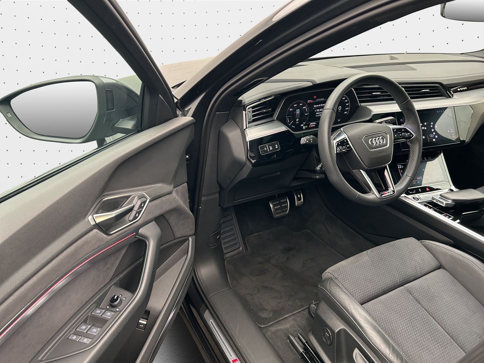 Audi Q8 e-tron - Bild 15