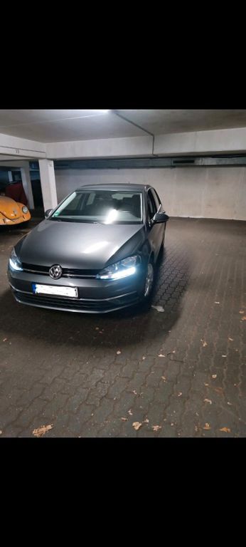 Image of Volkswagen Golf