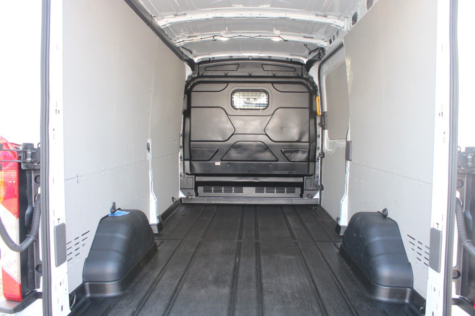 Fahrzeugabbildung Ford Transit L3 H2 Aut. Kasten hoch lang KLIMA