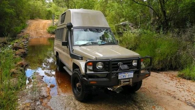 Toyota Land Cruiser HZJ 78 in Australien