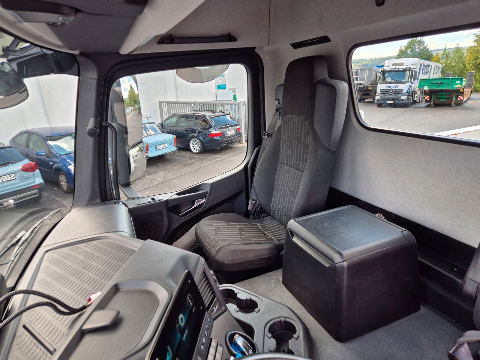 Fahrzeugabbildung Mercedes-Benz Arocs 1935 K 4x2 Meiller AHK Navi PPC Klima