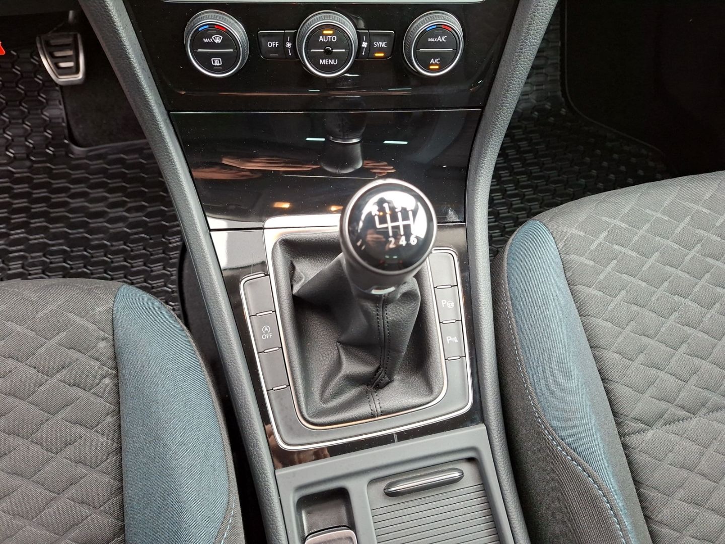 Golf VII Variant 1.0 TSI IQ.DRIVE *Navi*ACC*