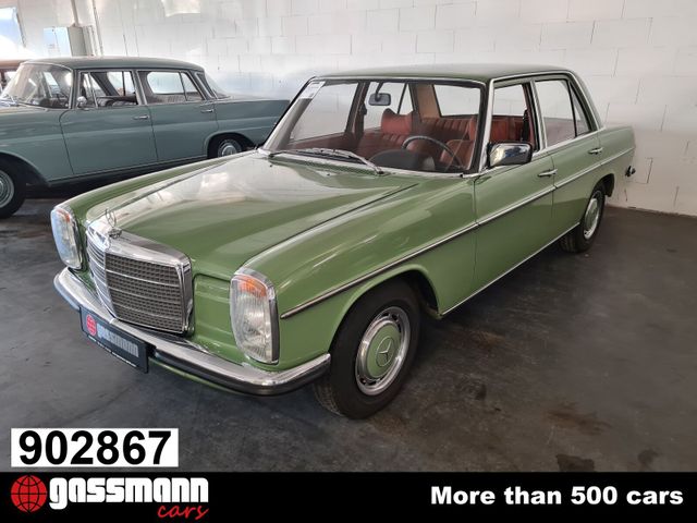 Mercedes-Benz 240D /8 - W115 D