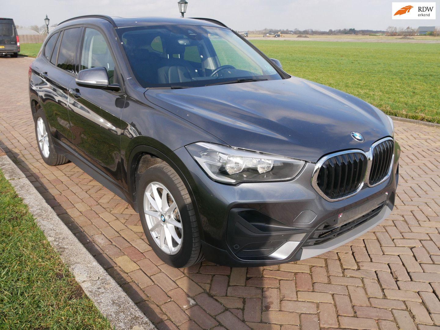 BMW X1 SDrive16d Executive voll-ausstattung * 10999