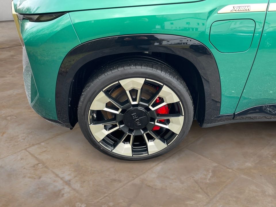 BMW XM - Bild 2